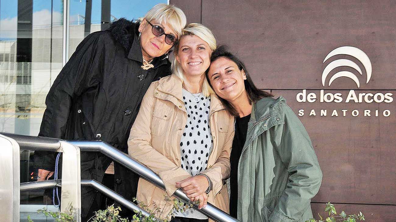 "Estoy muy emocionada de estar en casa", dice la turista que estuvo en coma
