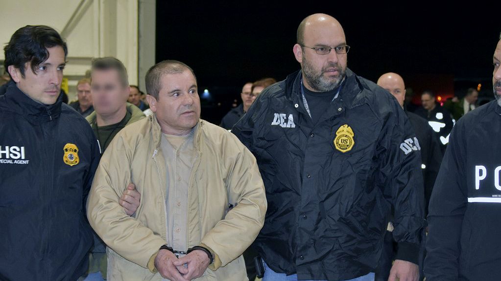 El "Chapo" Guzmán podría ser condenado a cadena perpetua tras un juicio de película