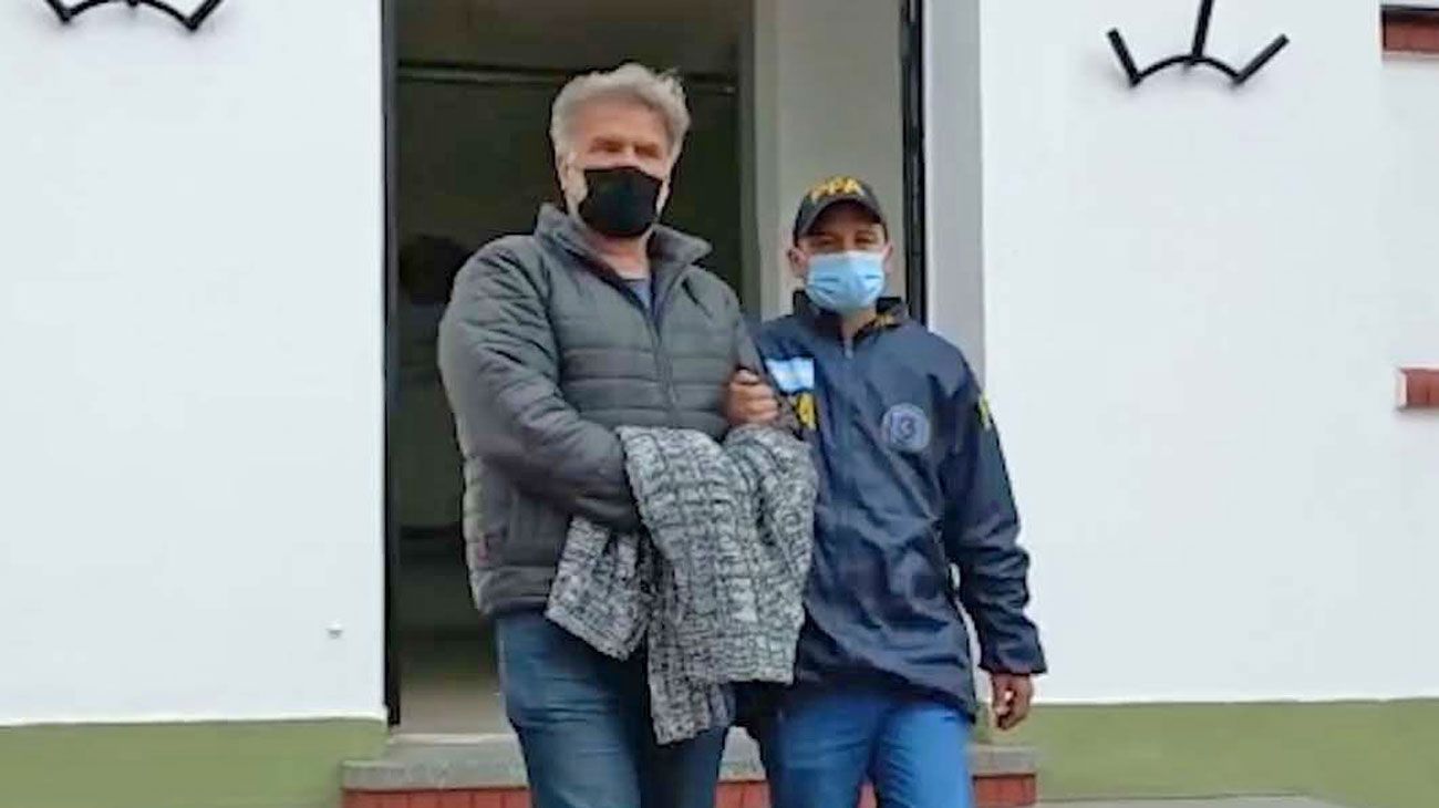 Teto Medina se mostró sorprendido con la detención y contó que cobraba una comisión por “derivar pacientes”