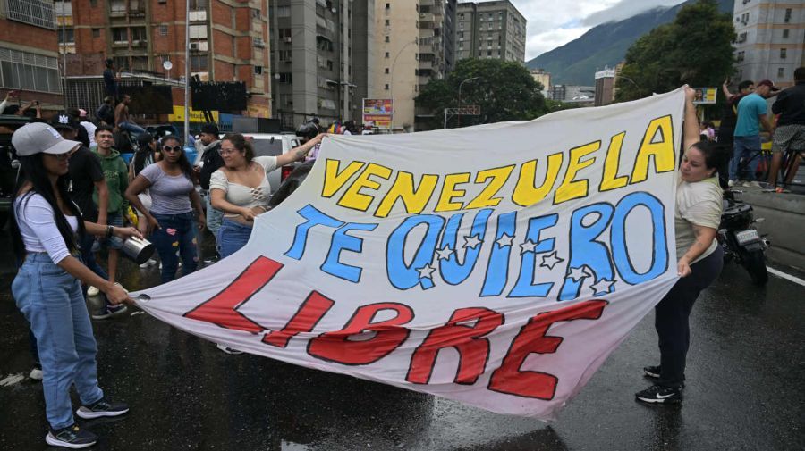 Duro rechazo peronista a la "dictadura de Maduro"