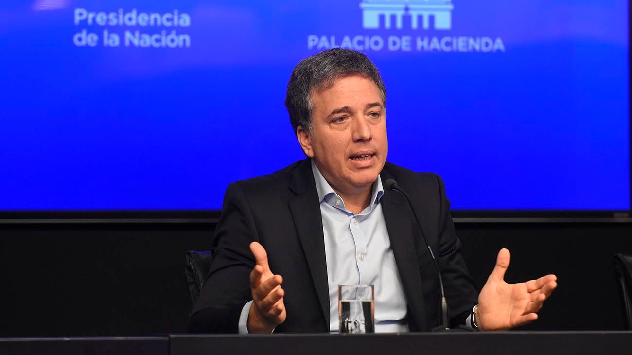 Nicolás Dujovne negó la reestructuración de la deuda y brindó otras 5 claves de la economía