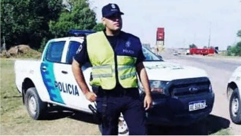 La despedida de la mamá del policía muerto en Zárate: "Daba la vida por sus compañeros"