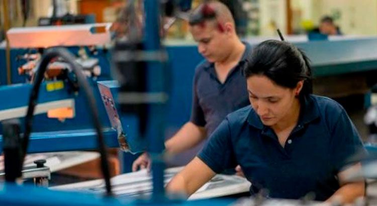 Fuerte reclamo pyme al gobierno de Milei: “No bajaron los costos laborales, solo redujeron el poder adquisitivo”