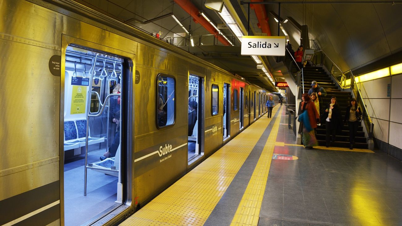 Coronavirus: cuatro trabajadores de la Línea H del subte porteño dieron positivo