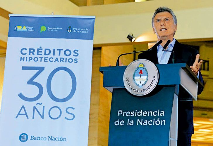 El Gobierno endurece su mensaje y busca polarizar con el peronismo