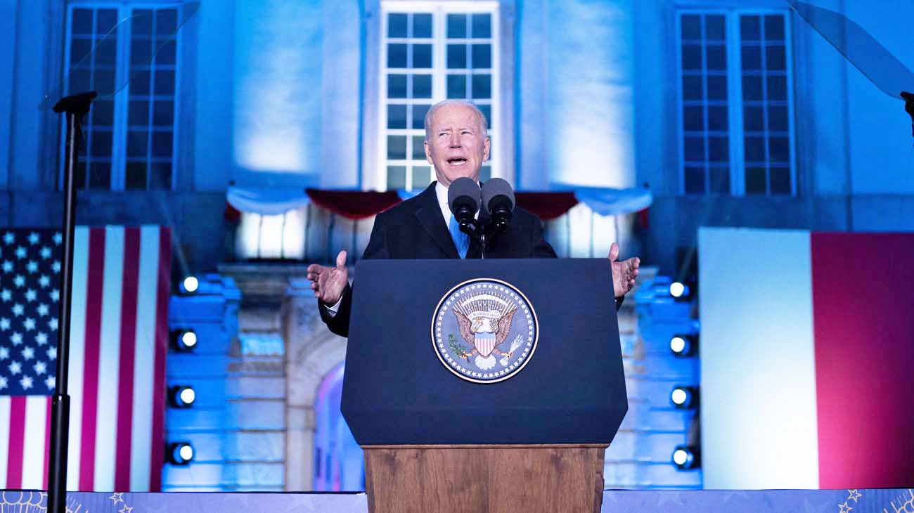 “Putin no puede permanecer en el poder”, dijo Biden al dejar Polonia