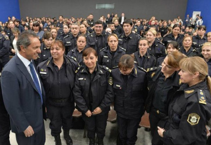 Escrache a Scioli en Ezeiza: asesinaron a su hijo y se lo gritó en medio de un acto