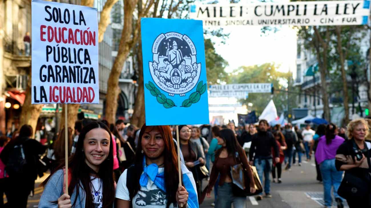 Cómo se vivió la cuarta Marcha Federal Universitaria: docentes y estudiantes contra el ajuste