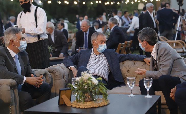 Schiaretti-Llaryora: reperfilamiento de gestiones y cambios en los gabinetes