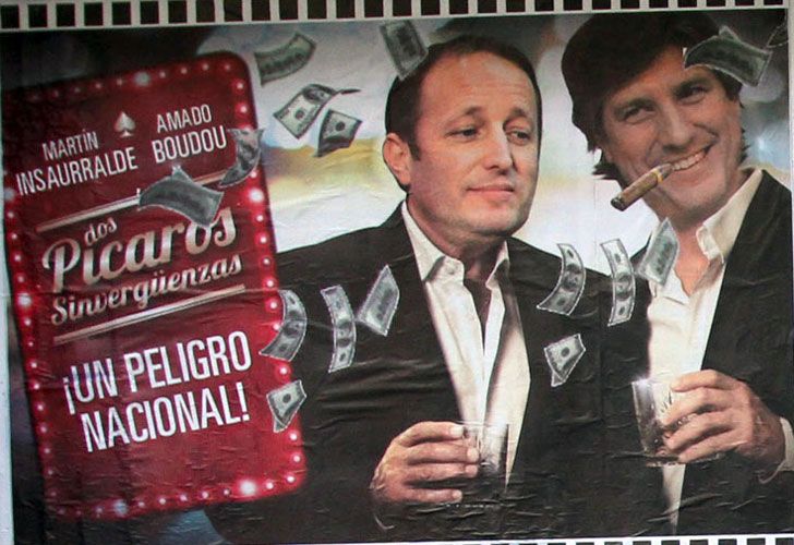 "Dos pícaros sinvergüenzas": los afiches contra Boudou e Insaurralde