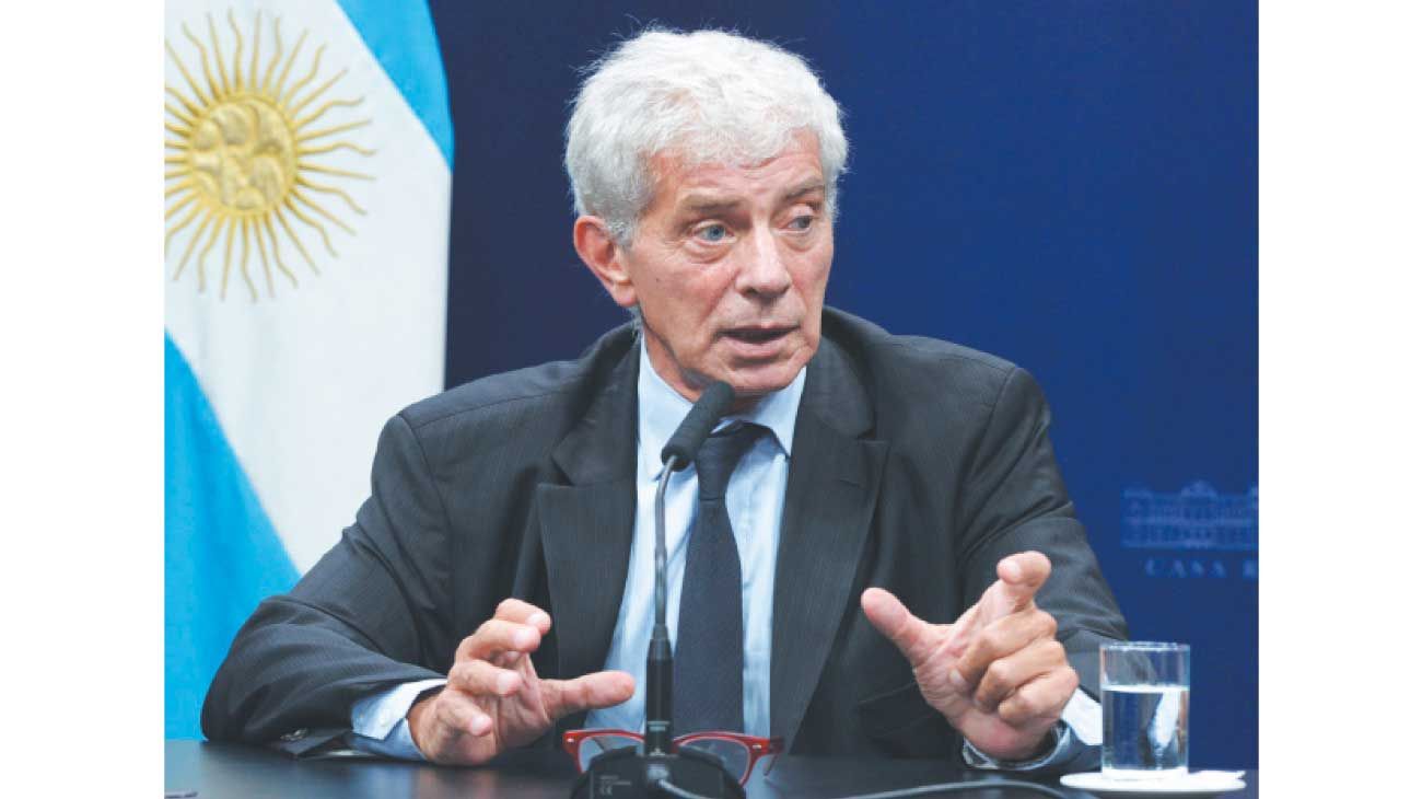 Expresiones de un ministro que remiten a un ominoso pasado