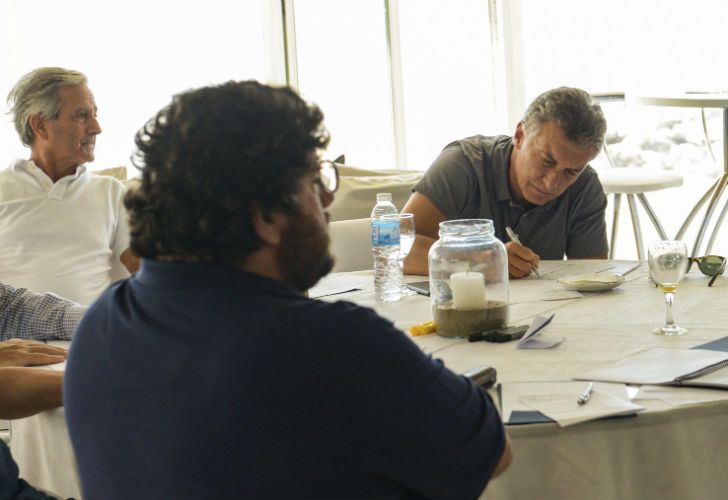 Entre balances y retos por "transparencia" terminó el retiro de Macri en Chapadmalal