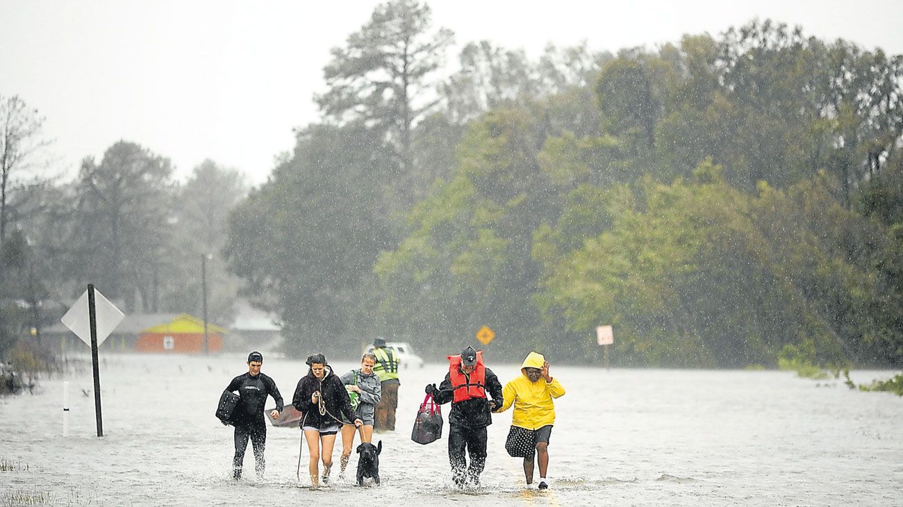 Cinco muertos por el paso del huracán Florence en EE.UU.
