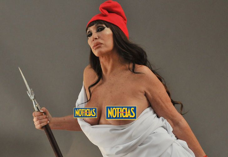 Exclusivo: Las osadas fotos de Moria Casán
