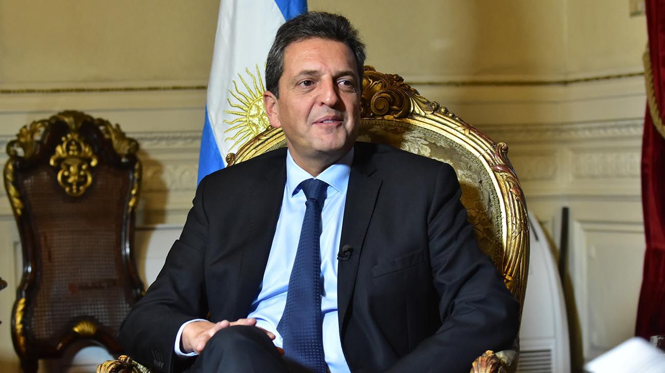 Massa acusó a la oposición de pretender "detener el funcionamiento de la democracia"
