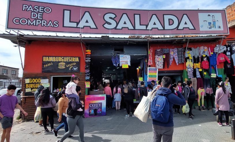 Feriantes de La Salada exigen una respuesta para poder volver a trabajar