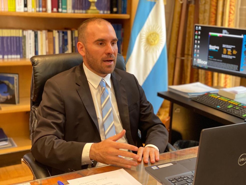 Guzmán busca el apoyo de los países que integran directorio del FMI