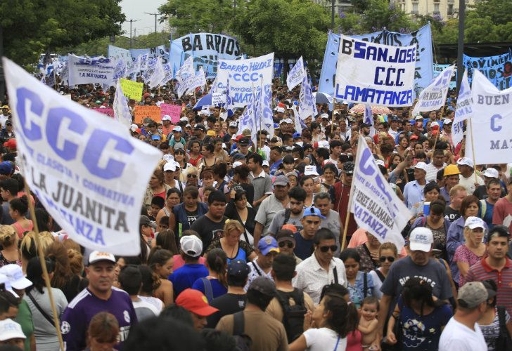 Cortes, marchas y obras complican el tránsito