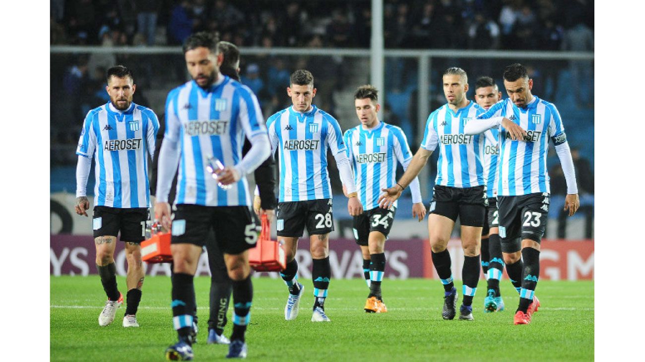 La caída de Racing: veinticinco días que hacen recordar treinta y cinco años