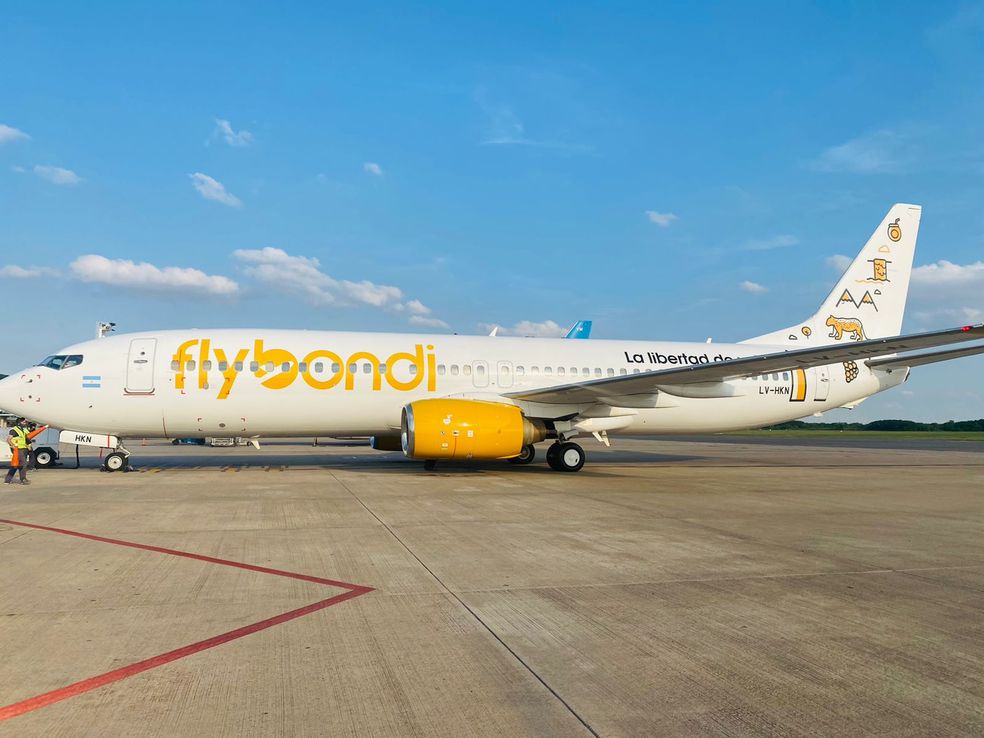 Flybondi incorporará 10 aviones más