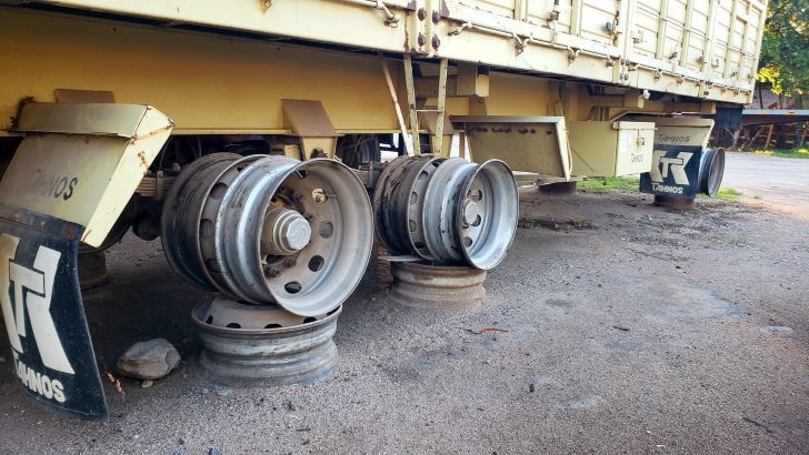 Millonario robo en Córdoba: una banda desvalijó una empresa de transporte de carga