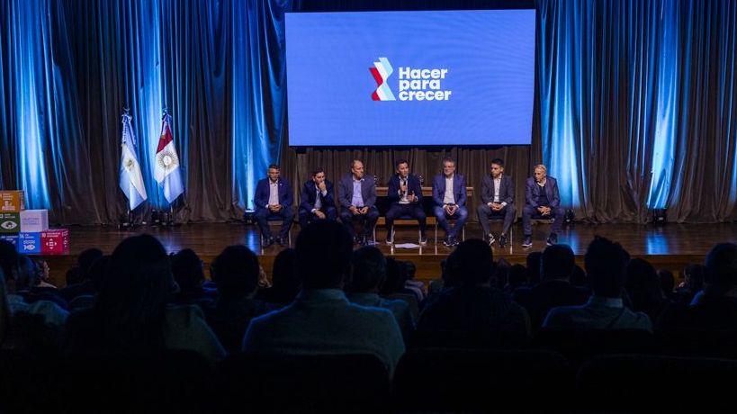 Llaryora respalda a los intendentes del PJ ante la crisis nacional por el Pami y falta de obras