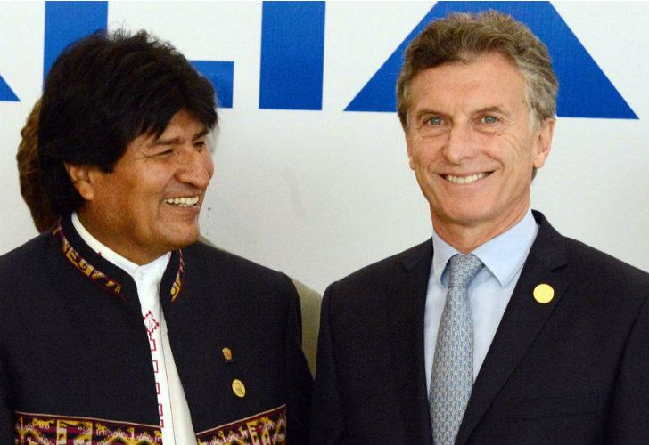 Bolivia "adecuará" su legislación para dar atención médica gratuita a argentinos