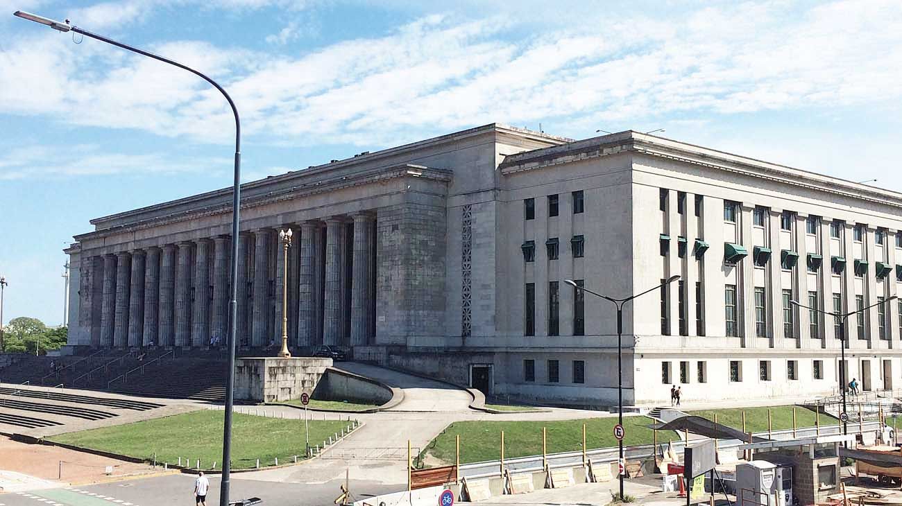 La universidad es algo más que el edificio