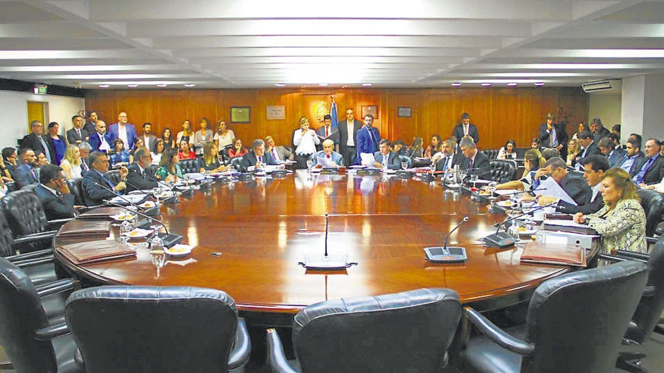 Buscarán alternativas para reactivar la justicia