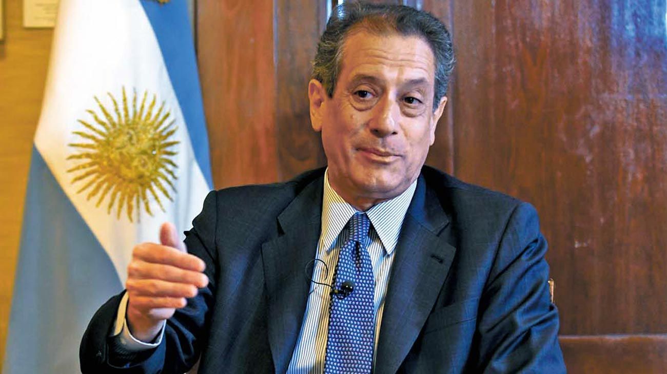 El Banco Central definió los desafíos por la deuda que enfrenta el gobierno