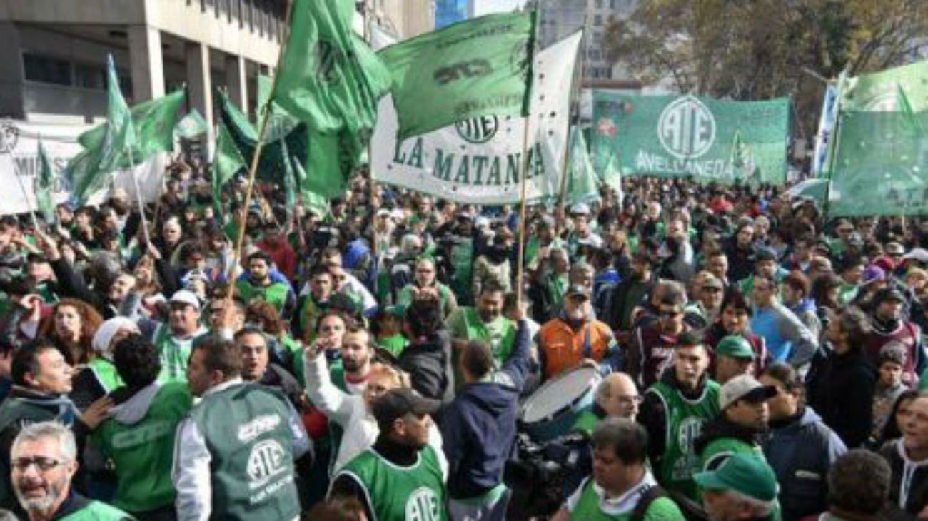 Se eliminaron más de 10 mil puestos en el Estado entre mayo y junio