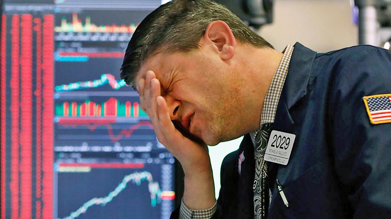 Efecto coronavirus: Wall Street sigue en picada tras suspender sus operaciones