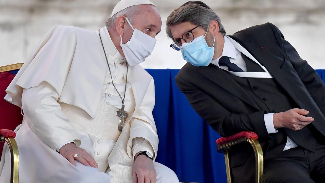 El Vaticano responde con silencio al explosivo comentario del Papa Francisco