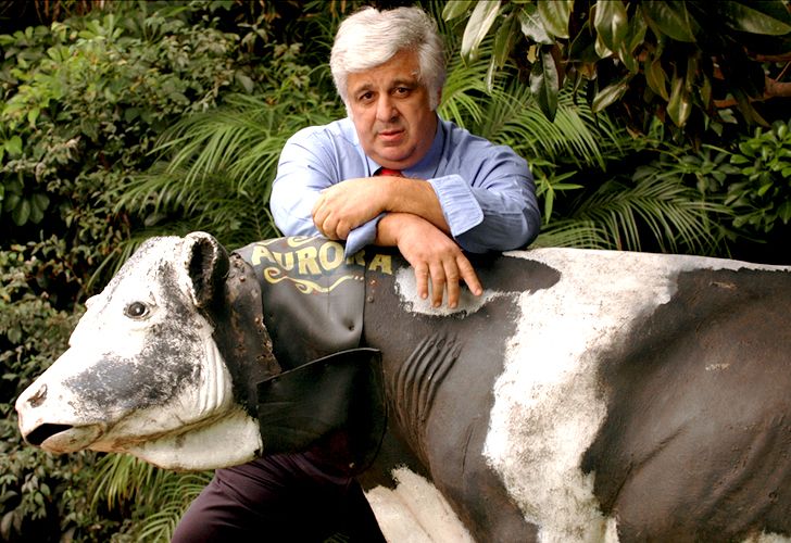 Señalado como "el rey del fraude y la evasión", Samid se defendió con insultos