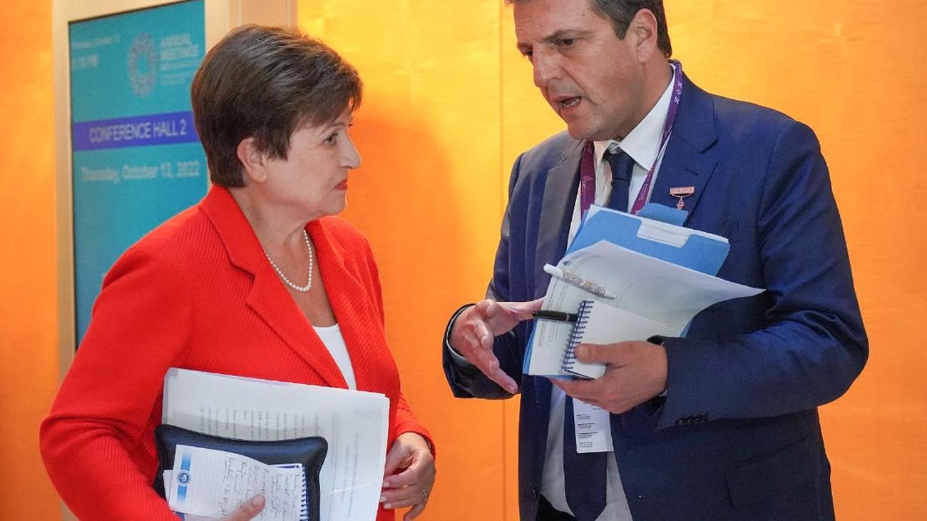 El Gobierno le informó al FMI sobre el plan de los bonos y vio luz verde para avanzar en la estrategia
