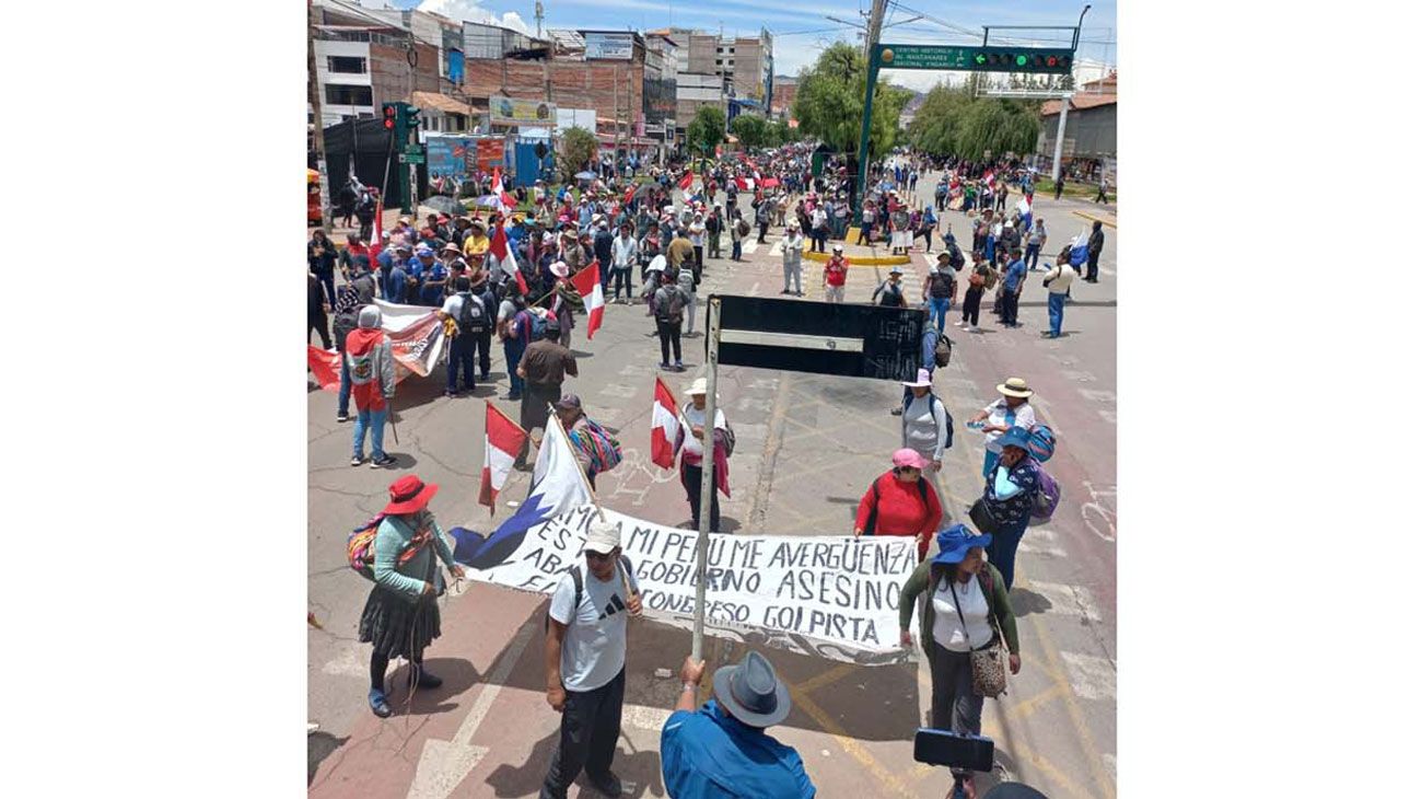 El sur peruano sigue sacudido por una ola de violencia y de protestas