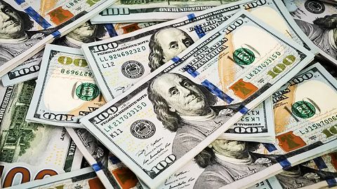 El dólar blue cerró a $1050 para la compra y $1100 para la venta este martes 24 de octubre de 2023