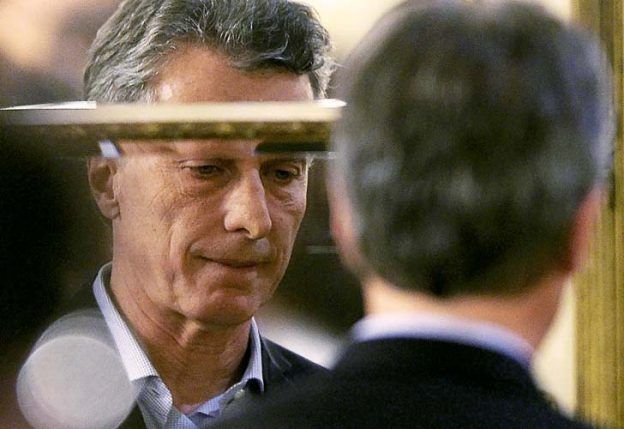 Tras la marcha de la CGT, Macri echó a dos funcionarios clave