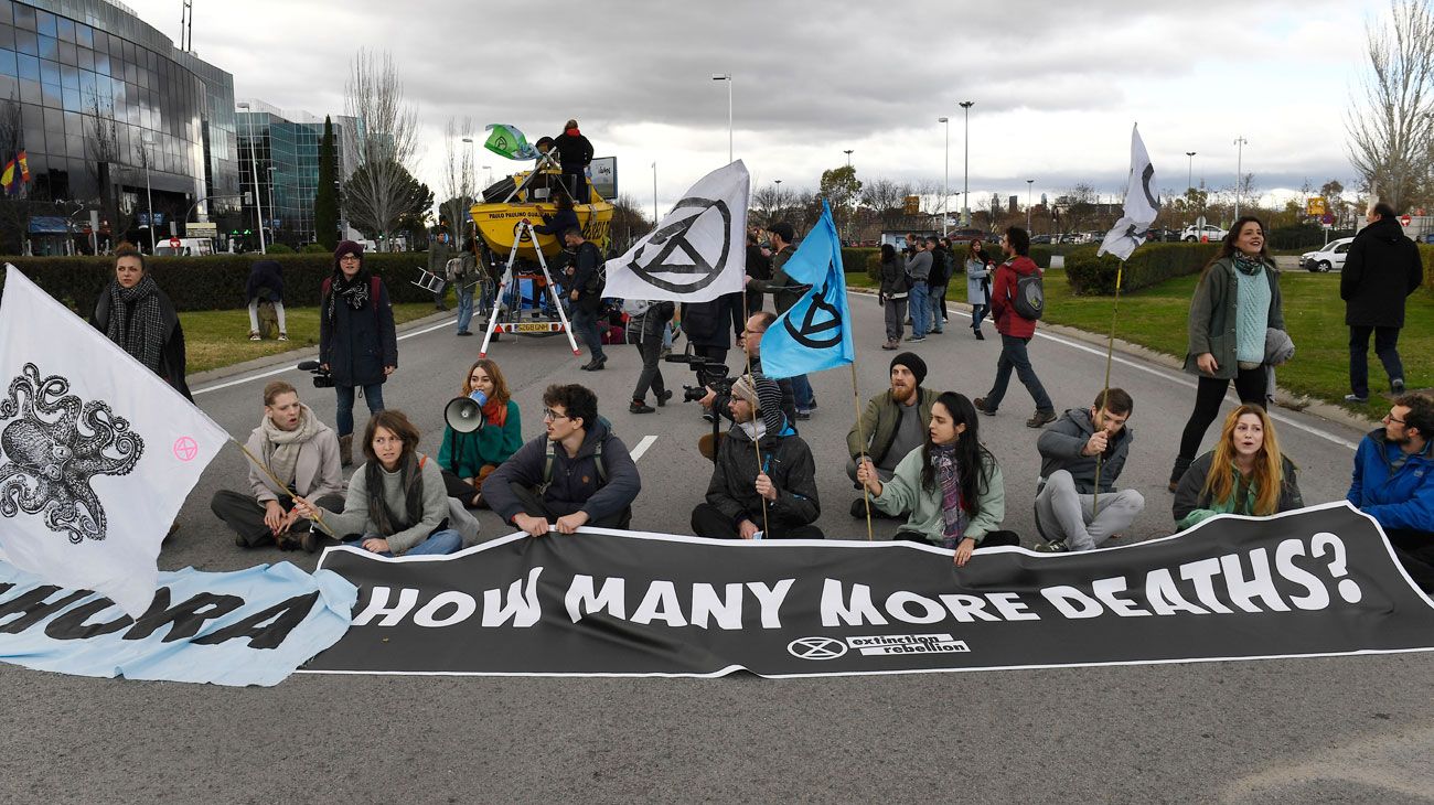 Negociaciones atascadas y debates antiguos enmarcaron el cierre de la Cumbre del Clima