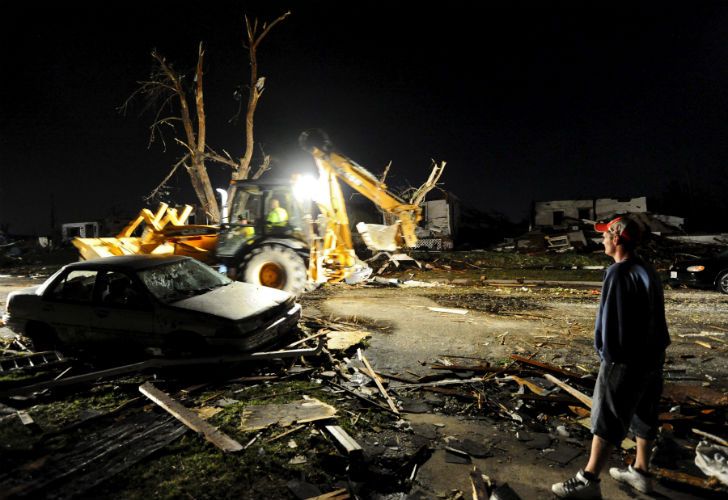 EE.UU.: 32 muertos por un tornado
