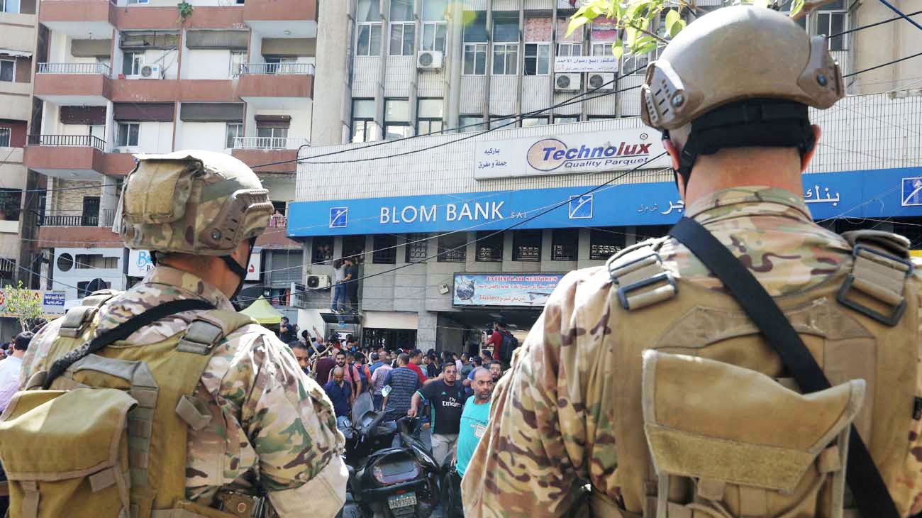 El ‘corralito’ libanés provocó un estallido de furia