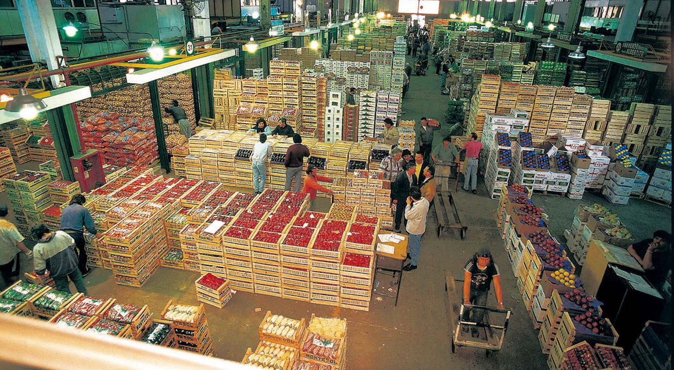 Coronavirus | El Mercado Central busca establecer precios de referencia para frutas y verduras