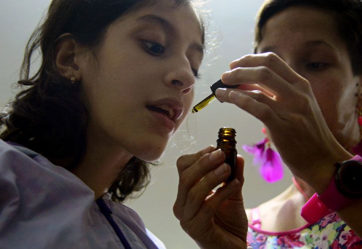 Cannabis medicinal: advierten que hay un mercado negro web