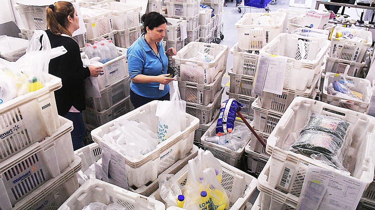 Se venden más productos básicos y se triplican las compras web en los súper