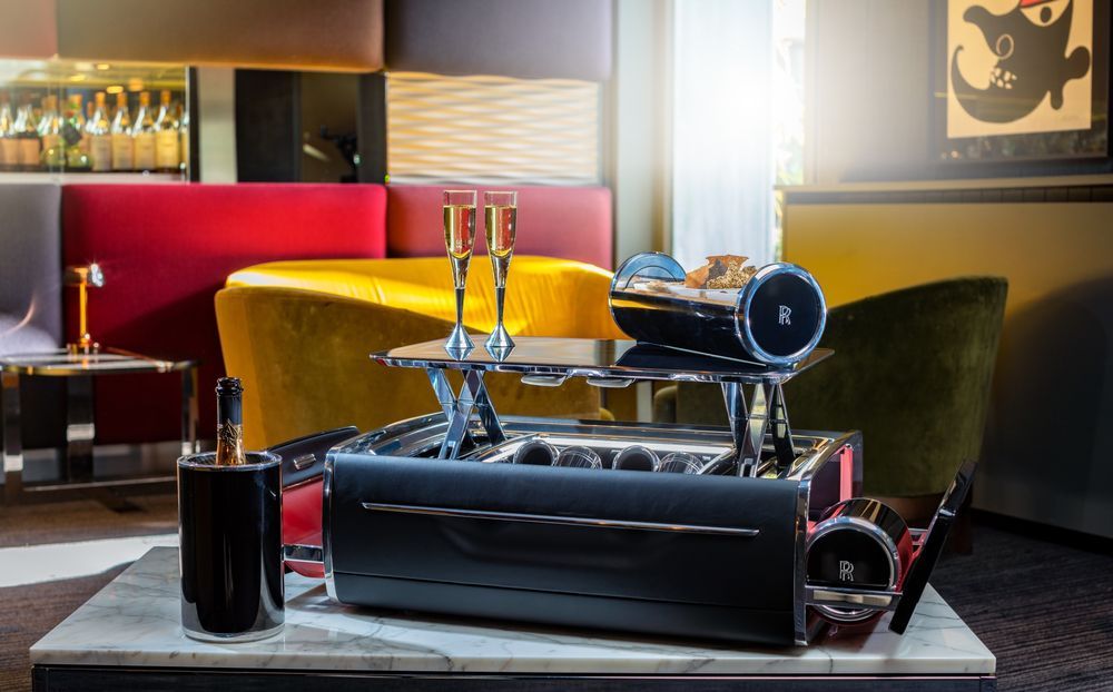 Rolls-Royce vende refrigerador de champán por 47 mil dólares