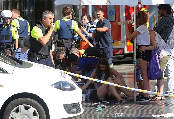 Fotos | Las desoladoras imágenes del atentado en Barcelona