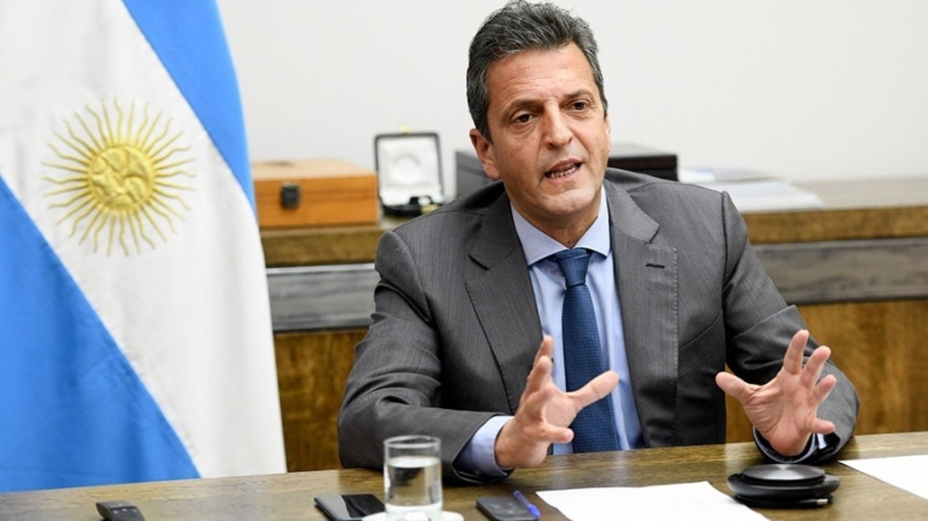 Intendentes peronistas salieron a apoyar a Sergio Massa