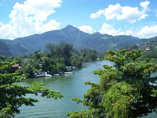Cómo es Barra de Tijuca, la "Miami brasileña" que es bastión del bolsonarismo