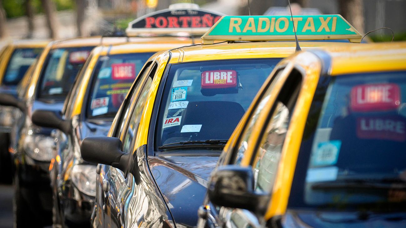 Taxistas porteños realizarán marchas y cortes por tres días en la Ciudad
