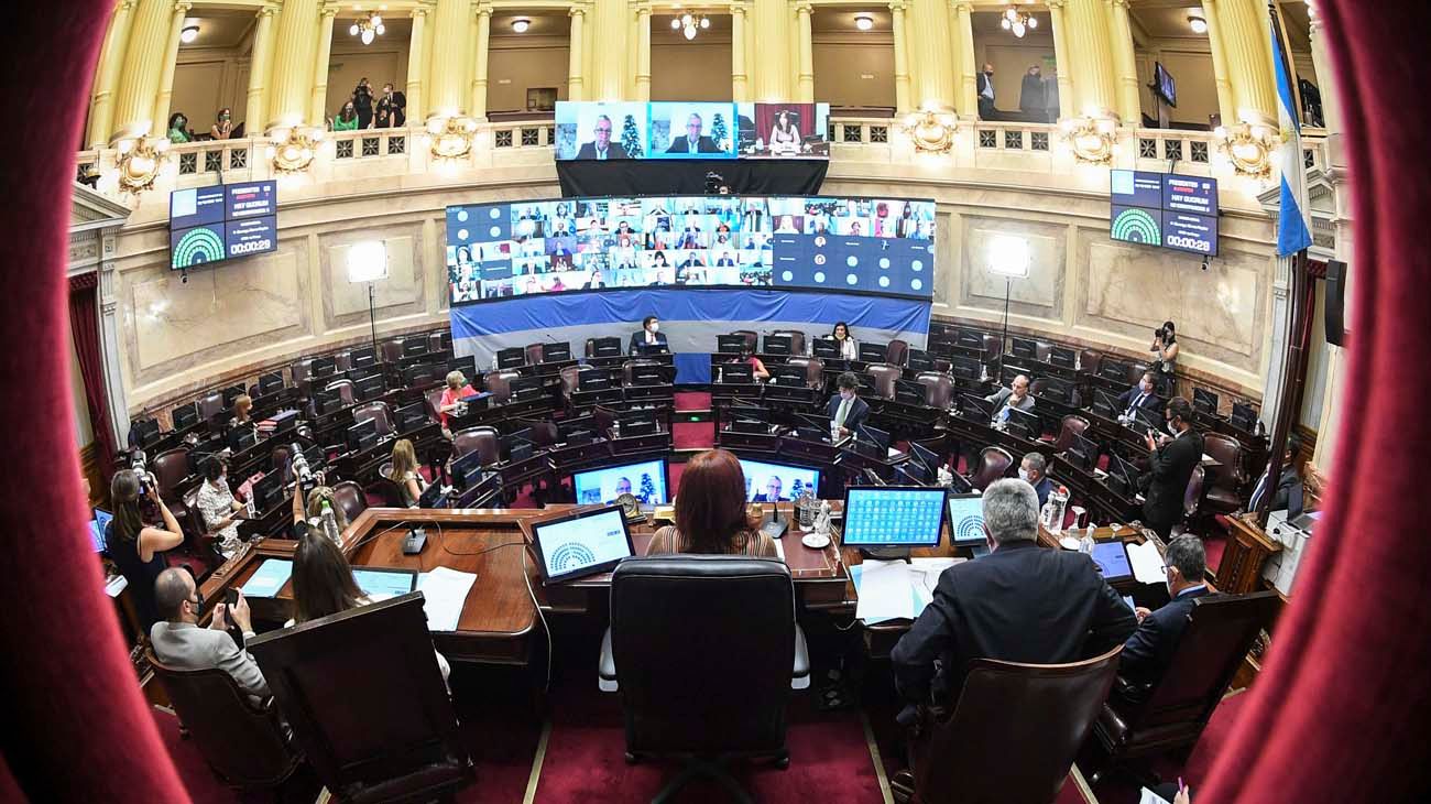 El Senado aprobó una ley impulsada por Parrilli y los pliegos de 33 jueces, pese al rechazo de JxC